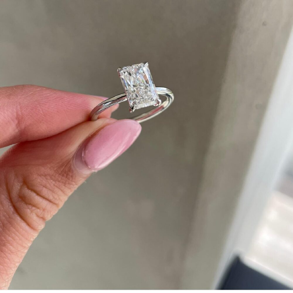 2.0Ct Radiant Solitaire Engagement Rings